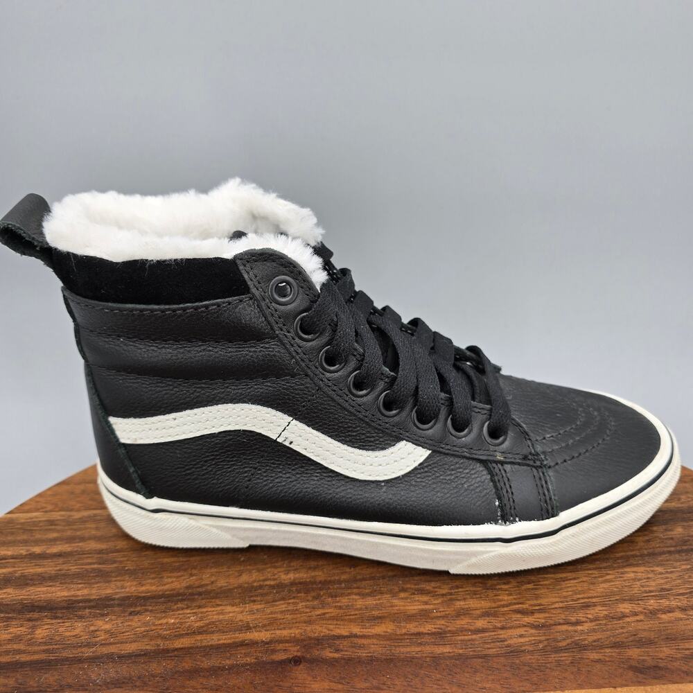 Vans Sk8-Hi MTE Shoes Womens 6.5 Black Leather Faux Fur Lined Lace Up Sneakers